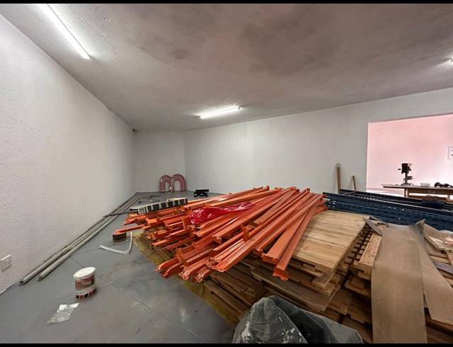 INDUSTRIAL PROPERTY TO RENT IN HALFWAY GARDENS